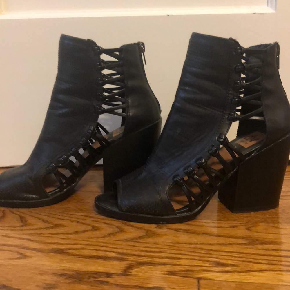 Dolce vita cutout open toe bootie